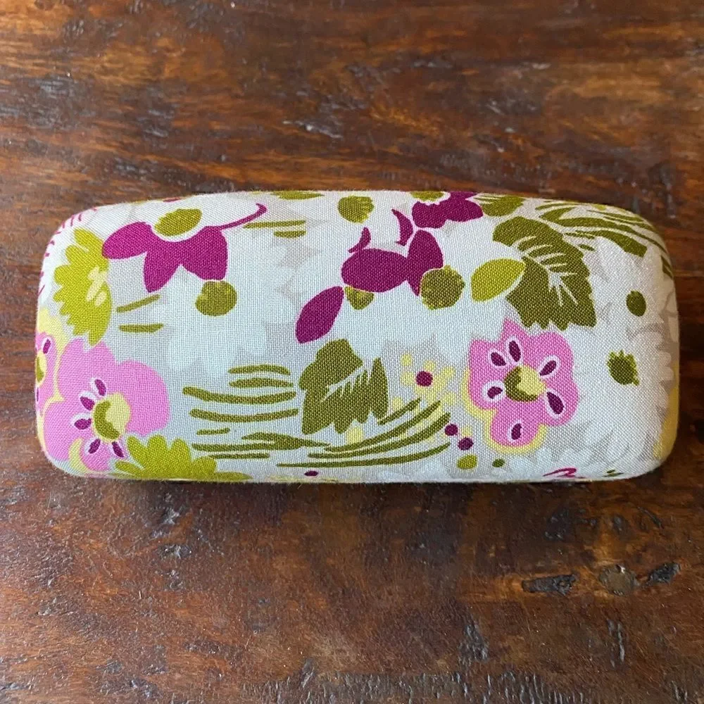 Vera Bradley Floral Hardcase Sunglasses/Glasses Holder. Excellent Condition!